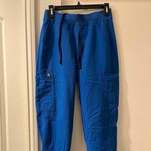 LIKE NEW Figs Axim™ Cargo Scrub Pants Royal Blue Short Length, XS